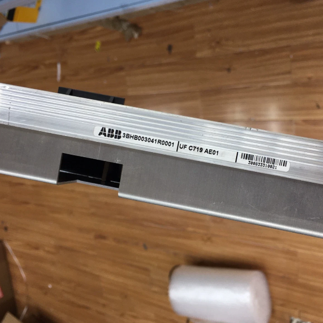ABB UFC719AE01 Control Board for Power Supply Drives (3BHB003041R0001)